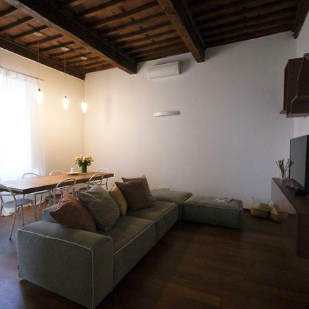 Tabacchi Luxury Apartment In Lucca Historical Center Near Toll Parking Екстериор снимка