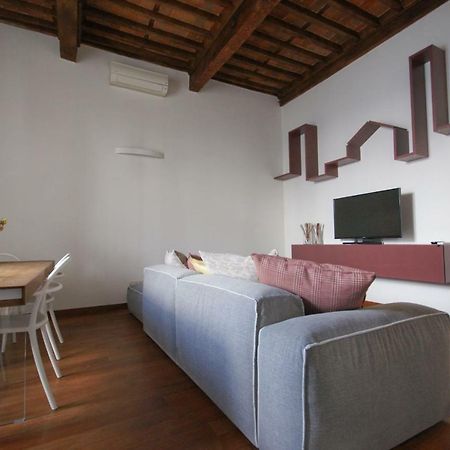 Tabacchi Luxury Apartment In Lucca Historical Center Near Toll Parking Екстериор снимка