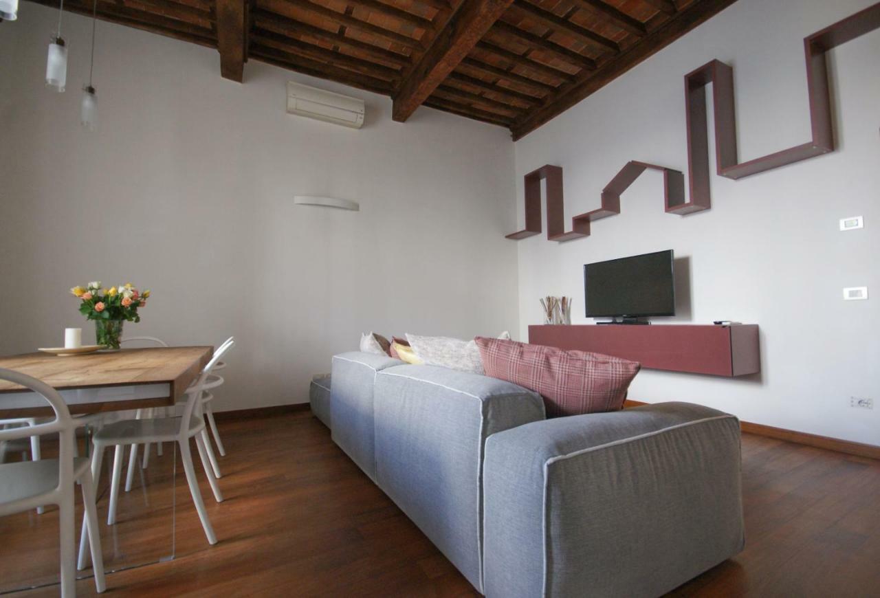 Tabacchi Luxury Apartment In Lucca Historical Center Near Toll Parking Екстериор снимка